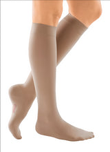 Load image into Gallery viewer, Mediven Comfort 30-40 mmHg calf extra-wide closed toe standard