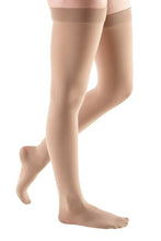 Load image into Gallery viewer, Mediven Comfort 30-40 mmHg thigh beaded topband closed toe petite
