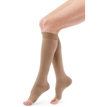 Load image into Gallery viewer, Duomed Advantage 15-20 mmHg calf open toe petite
